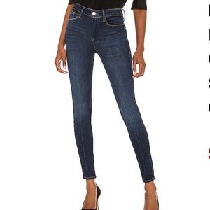 FRAME Le One skinny jeans - NWT !!